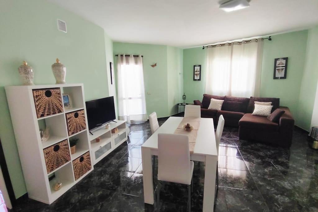Cheyma Home 3º: Amplio Apartamento En Alcala Экстерьер фото
